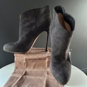 Gianvito Rossi Suede Slim Heel Ankle Booties